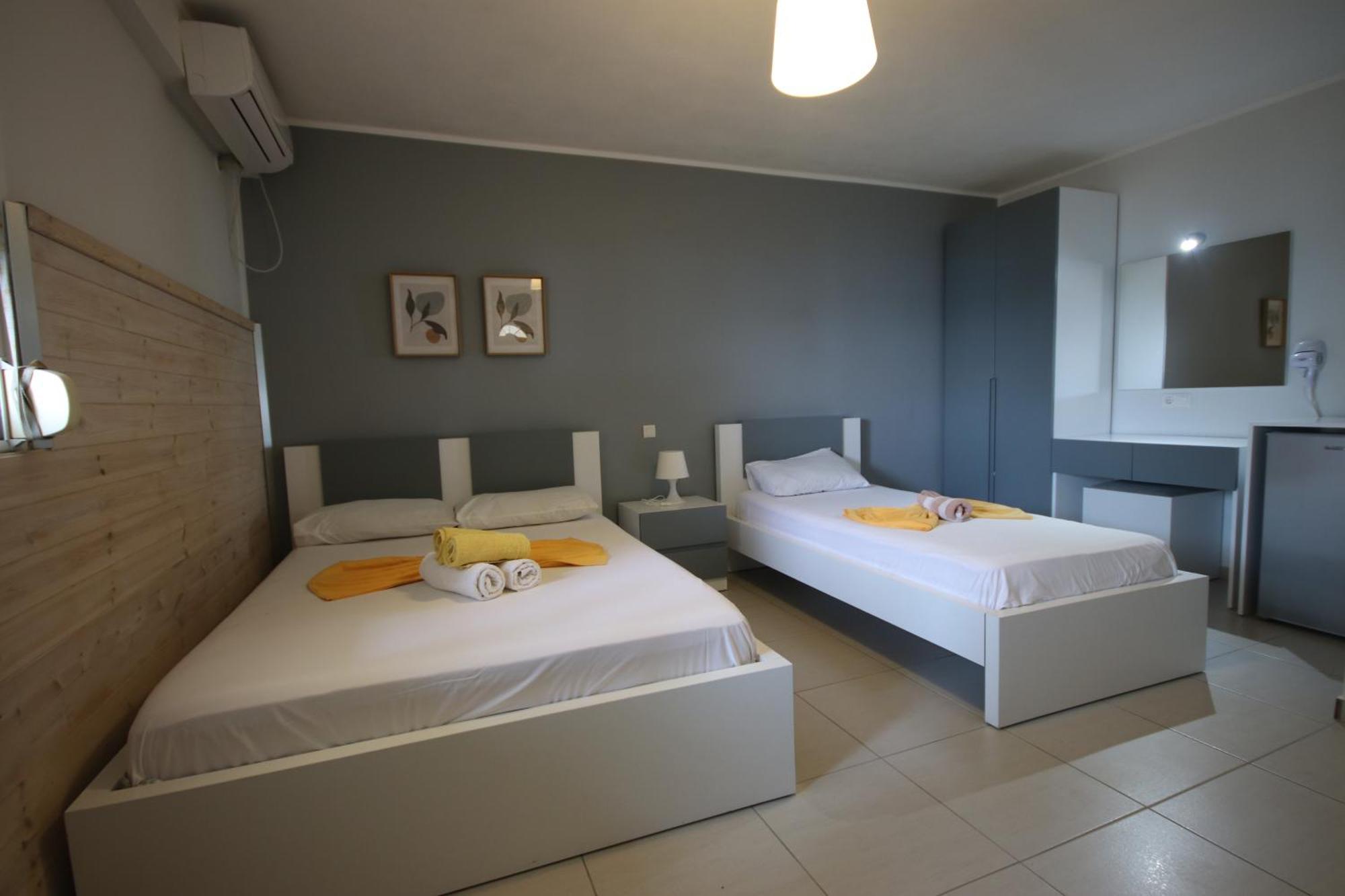 Hotel Potami Beach - Mondi Goro Himare Exterior foto