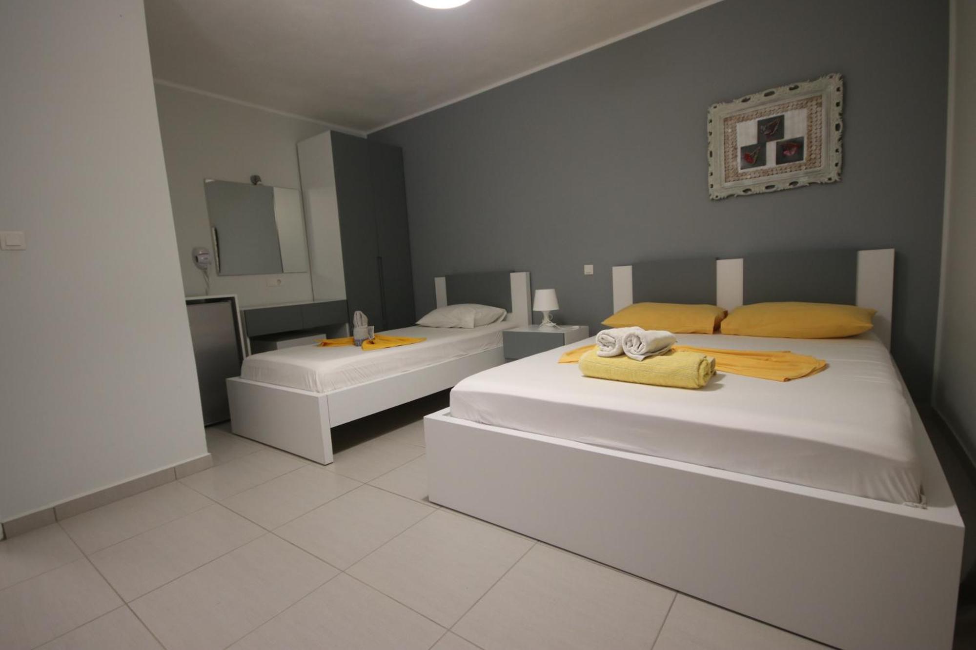Hotel Potami Beach - Mondi Goro Himare Exterior foto